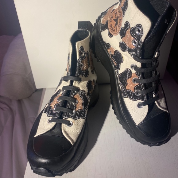 Converse - Picture 3 of 3